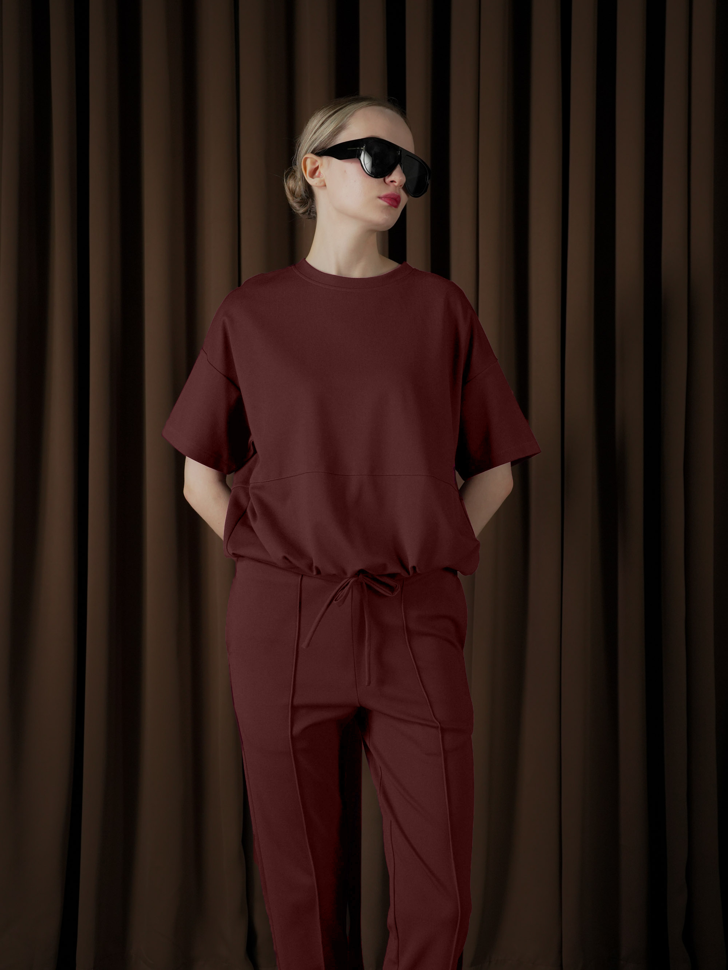 Goldie With Pulling Hem Top
