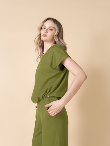 Lars Combi Toggle Hem Top