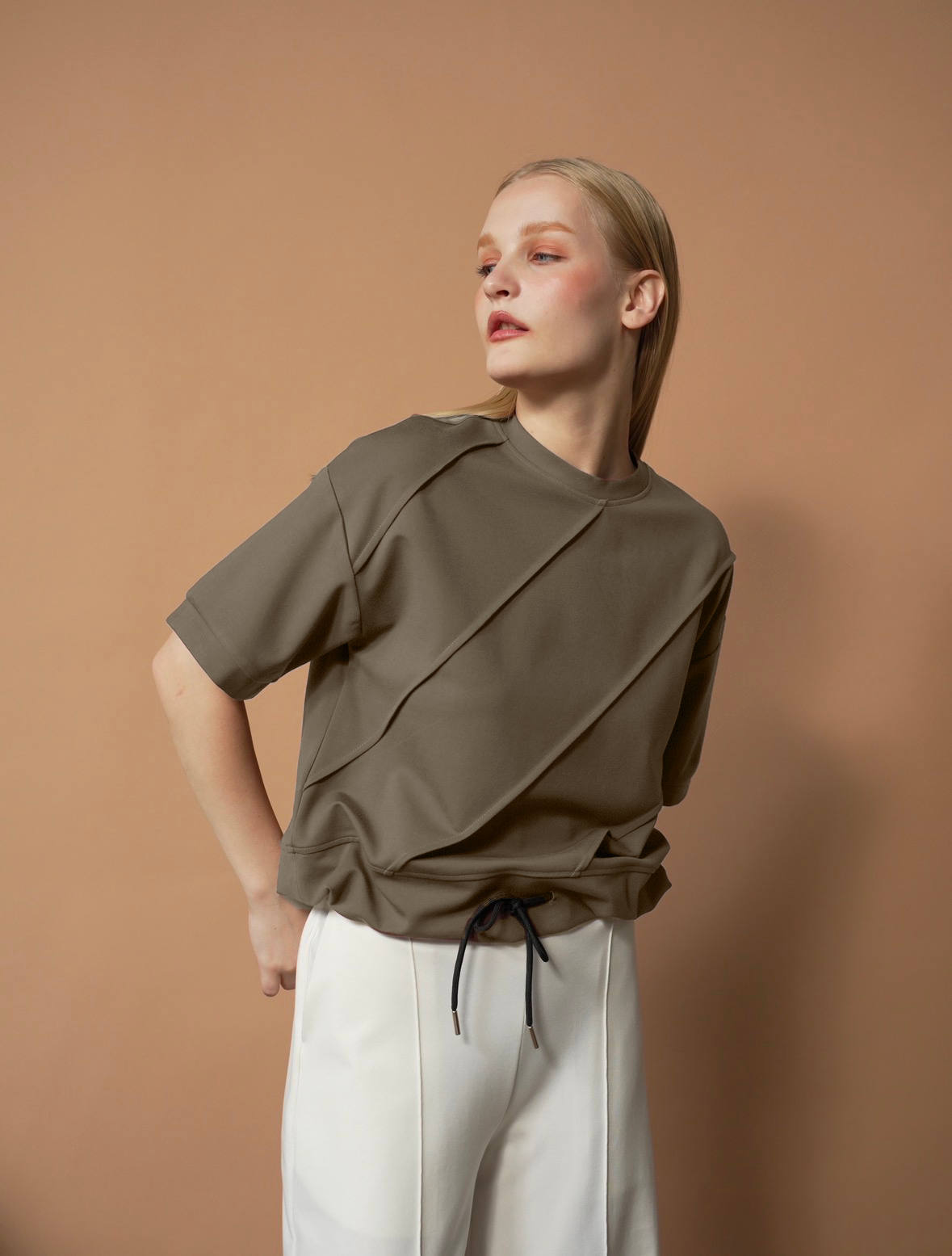 Lassy Slanted Pleats Top