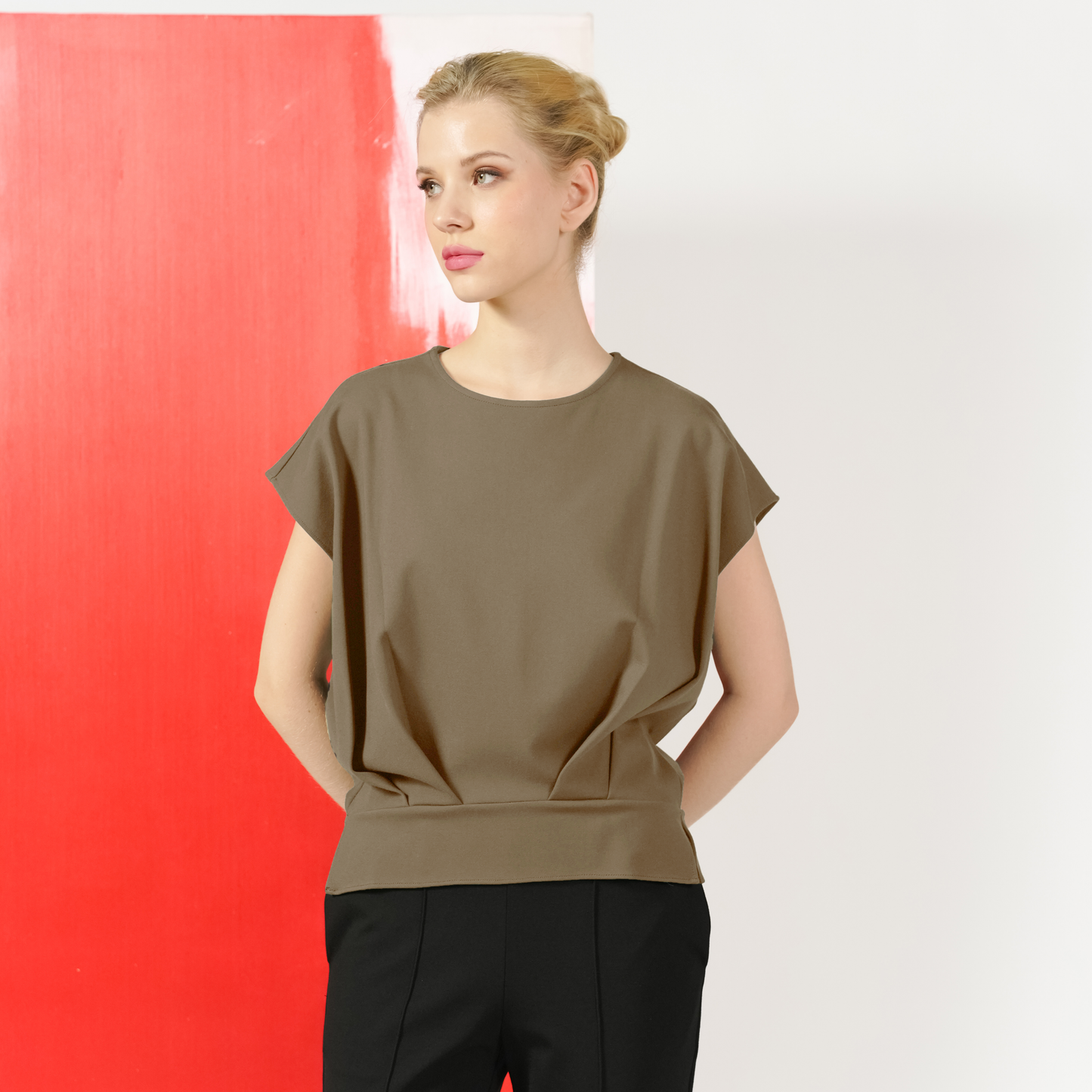 Mel Gathered Hem Top