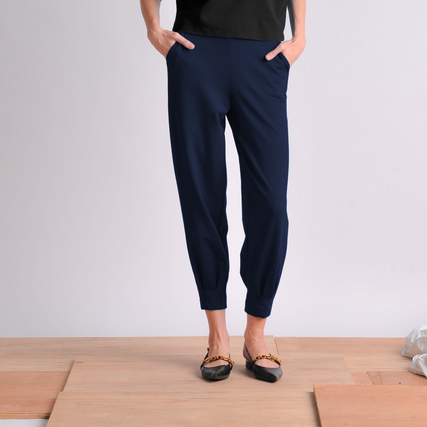 Mike Relaxed Tapered Pants
