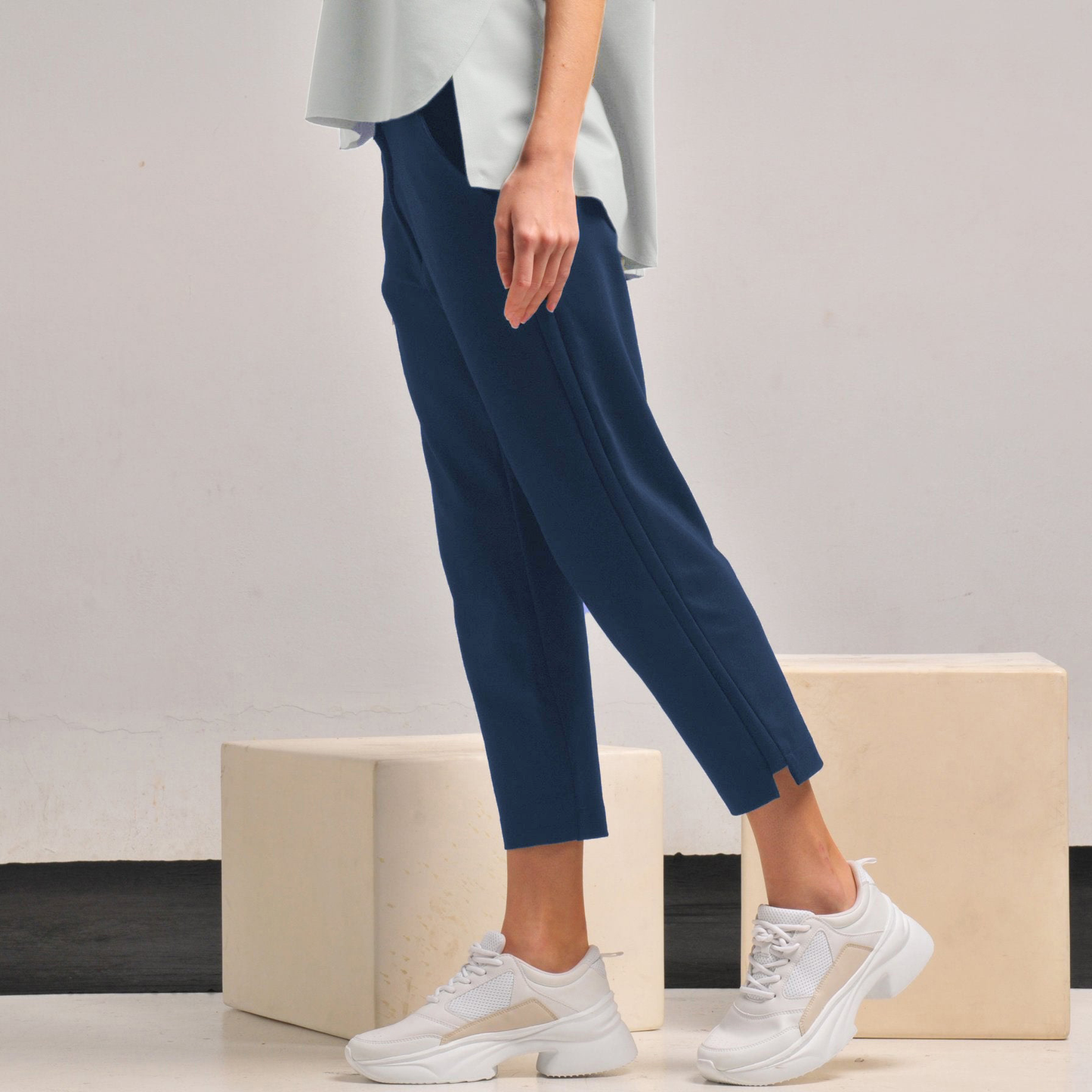 Raquel Relaxed Ankle Pants