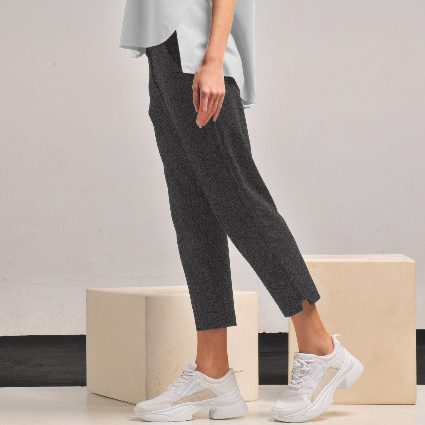 Raquel Relaxed Ankle Pants