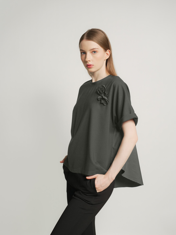 Vella Aplique Flower Top